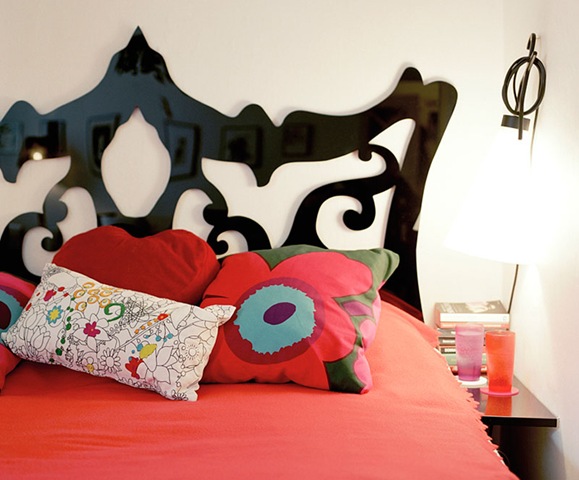 [SIR-ELTON_RED_800[3].jpg]